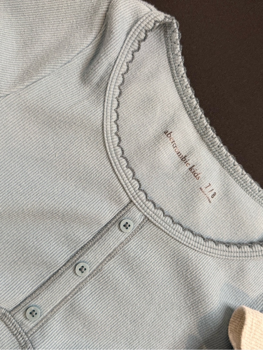 ABERCROMBIE - Set of 2 Girls' Short-Sleeve Peplum Henley Top — Blue and Gray - Picture 5 of 5